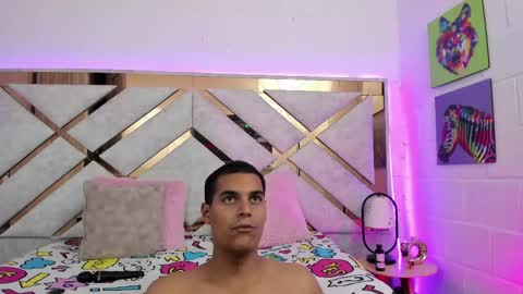 Snapshot of celestederek chatting on June 5, 11:21 pm Celeste - Derek online show from June 5, 11:21 pm