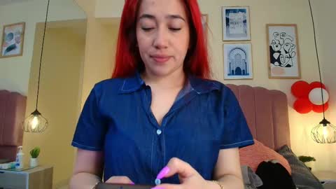 Snapshot of celestee15_ chatting on March 13, 11:17 am Celeste online show from March 13, 11:17 am