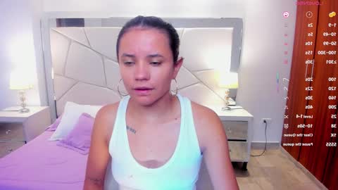 Snapshot of celestee_rain chatting on November 7, 12:27 pm celestee_rain online show from November 7, 12:27 pm