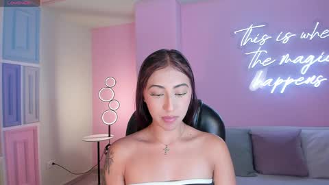 Celeste Moon online show from April 3, 1:47 am