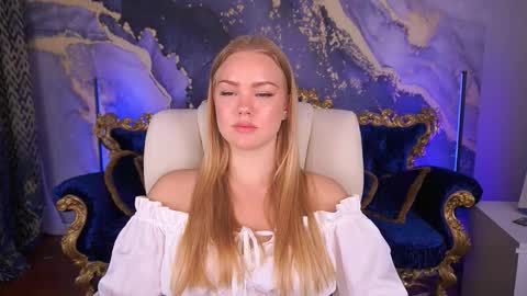 celestenoirr online show from September 24, 6:39 am