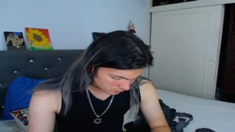 I am Valentinn online show from April 11, 11:53 pm