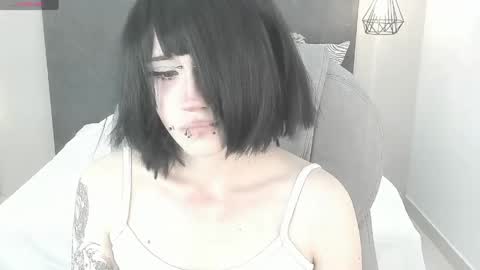 Snapshot of celestica_rose chatting on April 27, 11:03 pm Celestica online show from April 27, 11:03 pm