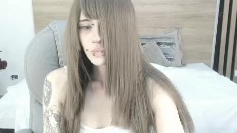 Snapshot of celestica_rose chatting on April 28, 2:27 am Celestica online show from April 28, 2:27 am