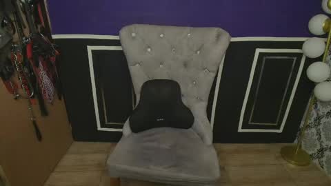 Snapshot of celestte_sweet chatting on May 8, 12:16 am online show from May 8, 12:16 am