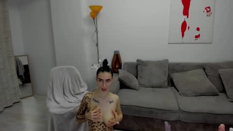 Celine Roxelle online show from February 5, 11:28 pm