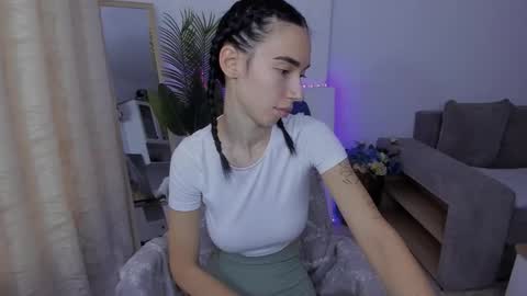 Celine Roxelle online show from September 26, 3:05 pm