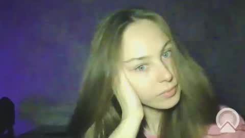 Snapshot of cella15 chatting on February 26, 5:07 pm cella15 online show from February 26, 5:07 pm