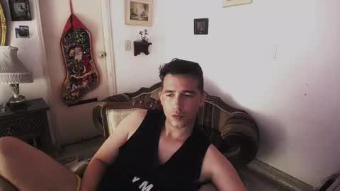 Snapshot of centurionjohnny chatting on December 14, 2:28 am centurionjohnny online show from December 14, 2:28 am