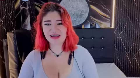 Snapshot of cerecita_02 chatting on May 14, 11:44 pm Cerecita online show from May 14, 11:44 pm