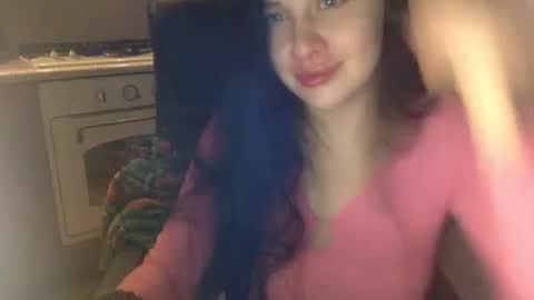 Snapshot of cerisedood82 chatting on November 7, 10:54 pm Eva online show from November 7, 10:54 pm