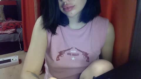 Snapshot of cerisedood82 chatting on March 31, 6:41 pm Eva online show from March 31, 6:41 pm