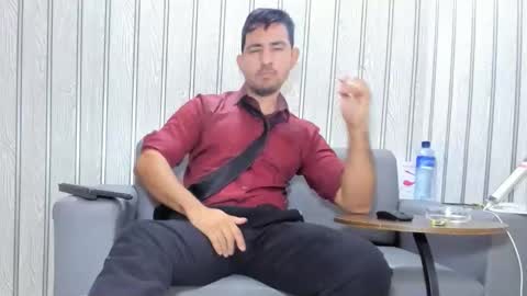 Cesar online show from November 24, 4:40 pm