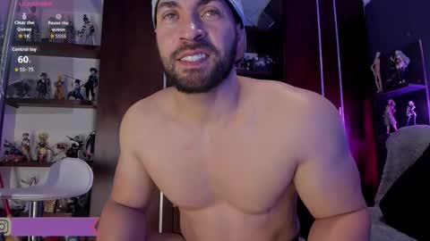 Snapshot of cesar_joness chatting on March 1, 9:06 pm Cesar jones online show from March 1, 9:06 pm