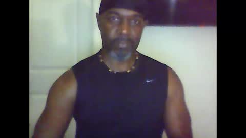 Snapshot of cflayv chatting on November 23, 6:24 am cflayv online show from November 23, 6:24 am