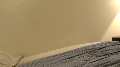 cfnmkinky28 online show from January 8, 3:08 am