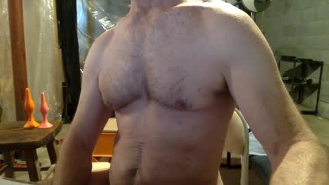 Snapshot of cfnmworkout1 chatting on September 8, 3:22 pm cfnmworkout1 online show from September 8, 3:22 pm