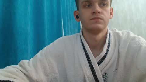 Snapshot of ch1lldril chatting on January 12, 11:32 pm ch1lldrill online show from January 12, 11:32 pm