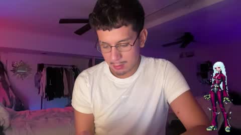 Snapshot of ch3micalhyp3boy chatting on October 19, 6:36 am Kpapi online show from October 19, 6:36 am