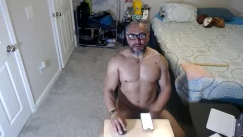 Snapshot of chacho1968 chatting on May 23, 8:18 am Chuck online show from May 23, 8:18 am