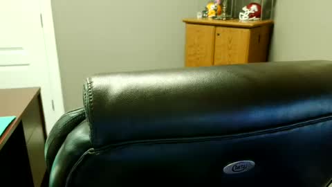 Snapshot of chacho1968 chatting on July 15, 12:54 pm Chuck online show from July 15, 12:54 pm
