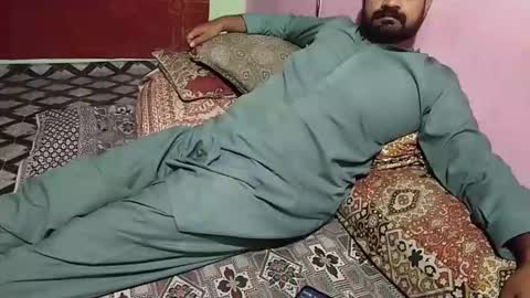 Snapshot of chadipluskhangarh chatting on April 29, 5:41 pm Stormydick online show from April 29, 5:41 pm