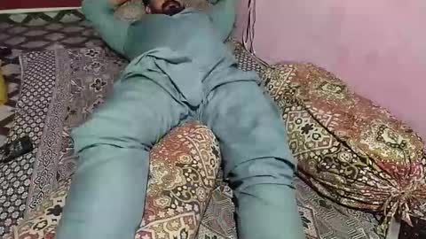 Snapshot of chadipluskhangarh chatting on April 30, 8:15 pm Stormydick online show from April 30, 8:15 pm