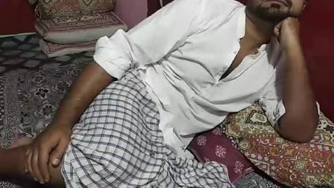 Snapshot of chadipluskhangarh chatting on May 7, 8:36 pm Stormydick online show from May 7, 8:36 pm