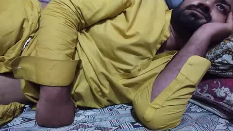 Snapshot of chadipluskhangarh chatting on May 29, 8:40 pm Stormydick online show from May 29, 8:40 pm