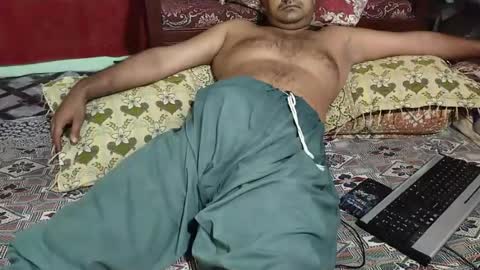 Snapshot of chadipluskhangarh chatting on June 10, 7:24 pm Stormydick online show from June 10, 7:24 pm