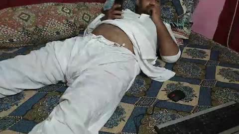 Snapshot of chadipluskhangarh chatting on June 17, 7:04 pm Stormydick online show from June 17, 7:04 pm