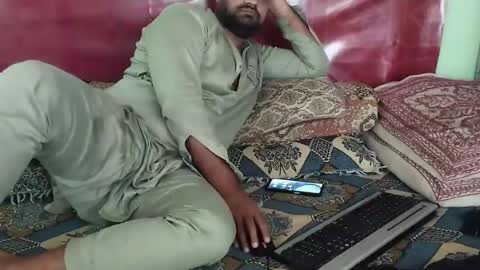 Snapshot of chadipluskhangarh chatting on June 28, 7:14 am Stormydick online show from June 28, 7:14 am
