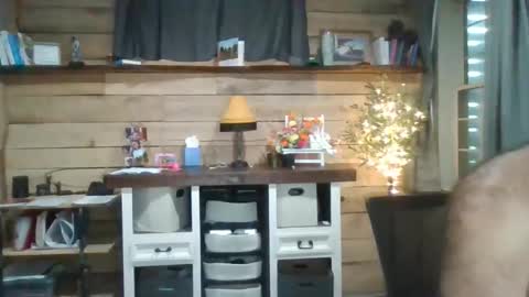 chadmichaell online show from April 12, 11:43 pm