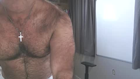 Snapshot of chadmichaell chatting on May 15, 4:25 pm chadmichaell online show from May 15, 4:25 pm