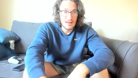 Lydong online show from February 19, 7:32 pm