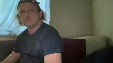 Snapshot of chadski1991 chatting on April 25, 10:29 am chadski1991 online show from April 25, 10:29 am