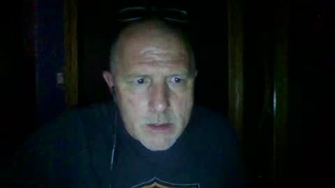 Snapshot of chadsters123 chatting on May 10, 6:29 am chadsters123 online show from May 10, 6:29 am