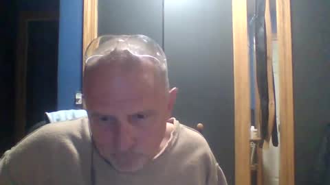 Snapshot of chadsters123 chatting on May 22, 3:24 am chadsters123 online show from May 22, 3:24 am