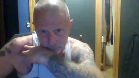 Snapshot of chadsters123 chatting on May 29, 3:59 am chadsters123 online show from May 29, 3:59 am