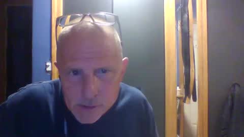 Snapshot of chadsters123 chatting on June 1, 11:17 pm chadsters123 online show from June 1, 11:17 pm