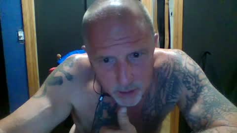Snapshot of chadsters123 chatting on June 25, 4:45 am chadsters123 online show from June 25, 4:45 am