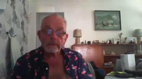 Snapshot of champers37 chatting on May 26, 12:34 pm Champers online show from May 26, 12:34 pm