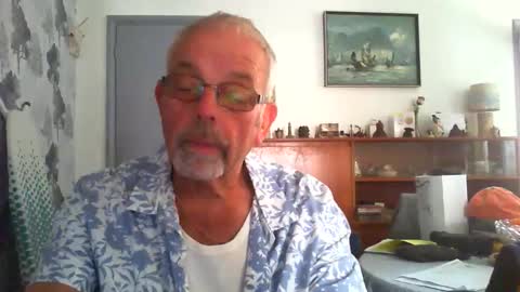 Snapshot of champers37 chatting on May 30, 8:00 am Champers online show from May 30, 8:00 am