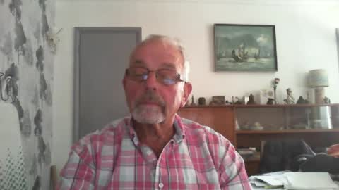 Snapshot of champers37 chatting on July 24, 9:29 am Champers online show from July 24, 9:29 am