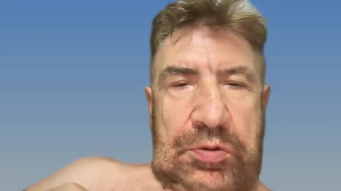 Snapshot of champsex305610 chatting on December 24, 6:50 pm champsex305610 online show from December 24, 6:50 pm