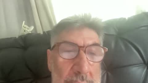 Snapshot of champsex305610 chatting on February 11, 7:35 am champsex305610 online show from February 11, 7:35 am