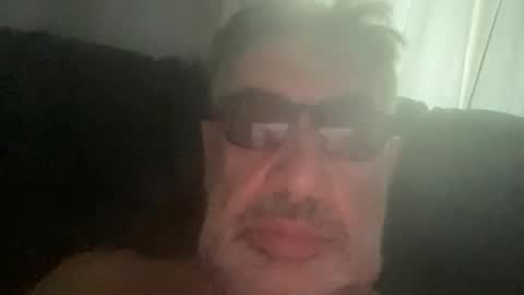 Snapshot of champsex305610 chatting on March 9, 12:58 am champsex305610 online show from March 9, 12:58 am