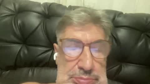 Snapshot of champsex305610 chatting on March 13, 6:47 pm champsex305610 online show from March 13, 6:47 pm