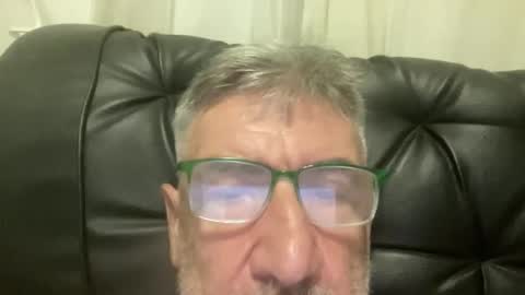 Snapshot of champsex305610 chatting on April 21, 3:17 pm champsex305610 online show from April 21, 3:17 pm