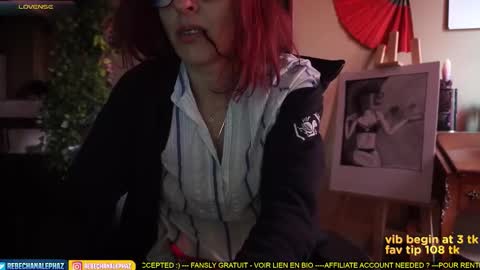 Snapshot of chanalephaz chatting on March 22, 3:26 pm Rebecca online show from March 22, 3:26 pm